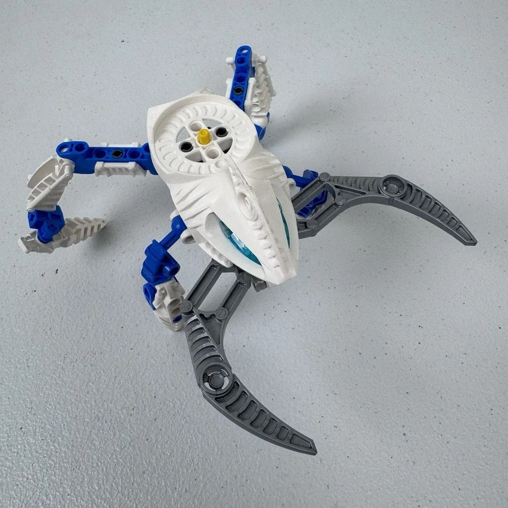 LEGO Bionicle - Visorak  Suukorak - Set #8747 - 99% Complete No Disc